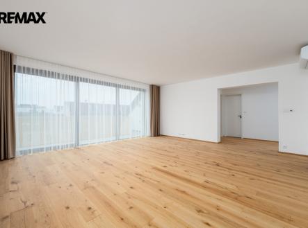 Obytná místnost + kk | Prodej bytu, 4+kk, 159 m²