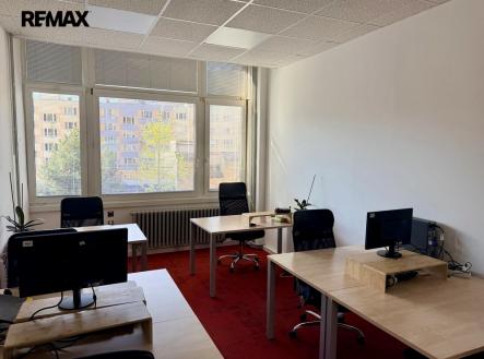 c094aaee-3cc4-4120-afe7-a3129c41681c.jpg | Pronájem - kanceláře, 85 m²