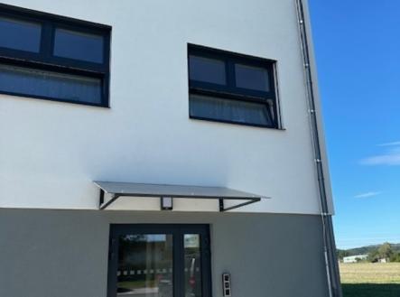 02.jpg | Pronájem bytu, 2+kk, 90 m²