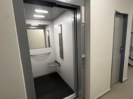 04.jpg | Pronájem bytu, 2+kk, 90 m²