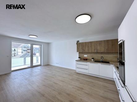 02.jpg | Pronájem bytu, 1+kk, 84 m²