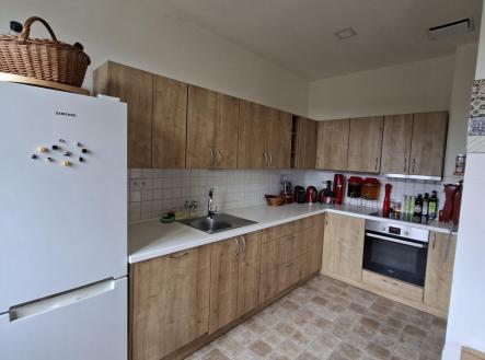 kuchyň 1.jpg | Pronájem bytu, 2+1, 67 m²