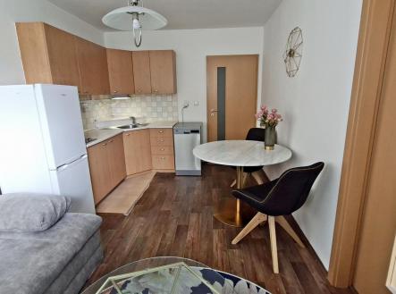 obývací pokoj 2.jpg | Pronájem bytu, 2+kk, 39,3 m²