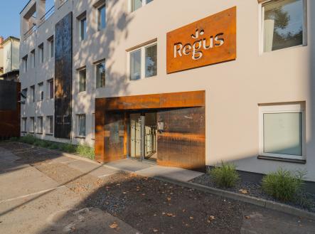 Pronájem - skladovací prostor, 79 m²