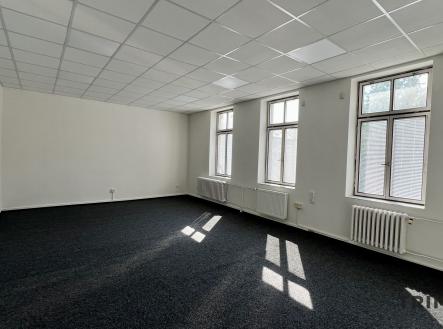 Pronájem - kanceláře, 40 m²