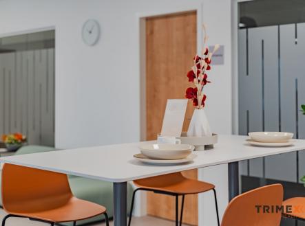 Pronájem - kanceláře, 345 m²