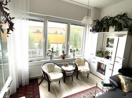 . | Pronájem bytu, 2+kk, 65 m²