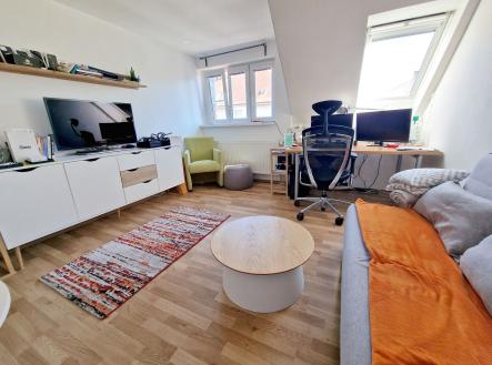 . | Pronájem bytu, 2+kk, 45 m²