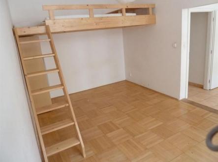 . | Pronájem bytu, 1+1, 32 m²