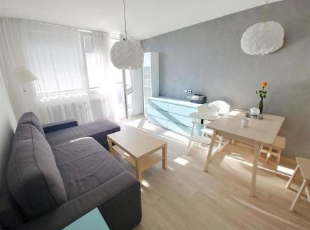 . | Pronájem bytu, 3+kk, 56 m²