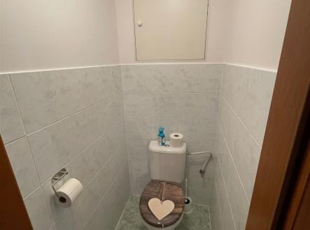 . | Pronájem bytu, 3+kk, 70 m²