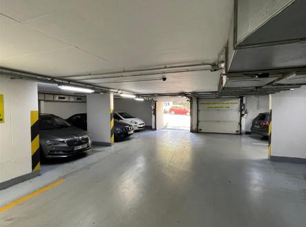 . | Pronájem bytu, 3+kk, 70 m²