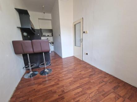 . | Pronájem bytu, 1+1, 37 m²