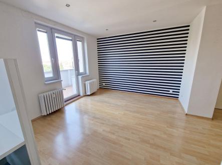 . | Pronájem bytu, 1+kk, 42 m²