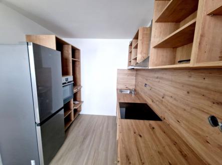 . | Pronájem bytu, 3+kk, 74 m²