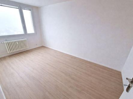 . | Pronájem bytu, 3+kk, 74 m²