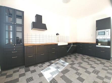 . | Pronájem bytu, 3+kk, 100 m²