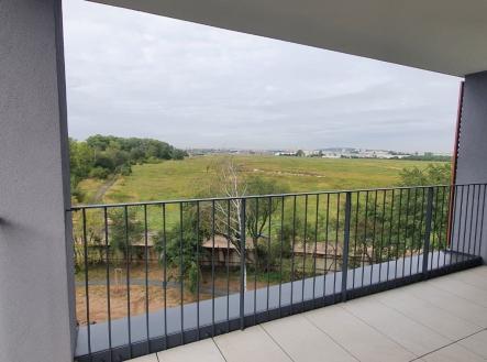 . | Pronájem bytu, 1+kk, 31 m²