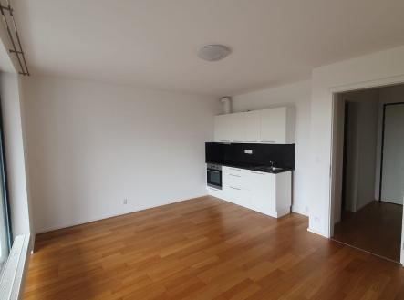 . | Pronájem bytu, 1+kk, 31 m²