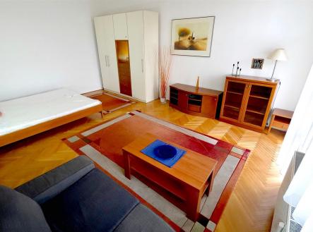 . | Pronájem bytu, 2+kk, 59 m²