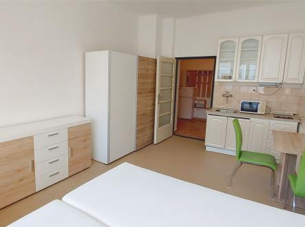 . | Pronájem bytu, garsoniéra, 31 m²