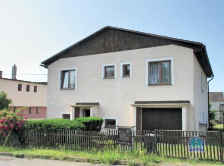 . | Prodej - dům/vila, 180 m²