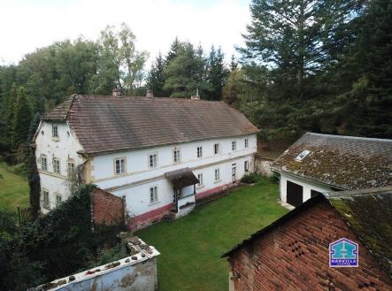 12 | Prodej - historický objekt, 820 m²