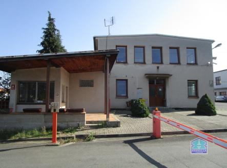 IMG_9209 | Prodej - komerční objekt, sklad, 9 135 m²