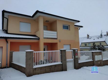 02 | Pronájem - dům/vila, 80 m²