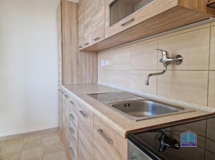 Pronájem bytu, 1+kk, 30 m² obrázek