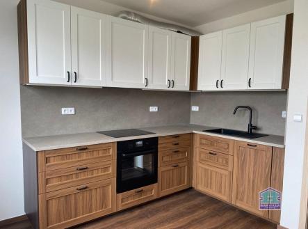 16 | Pronájem bytu, 1+1, 39 m²