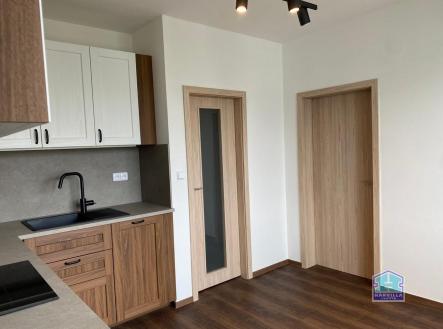 18 | Pronájem bytu, 1+1, 39 m²