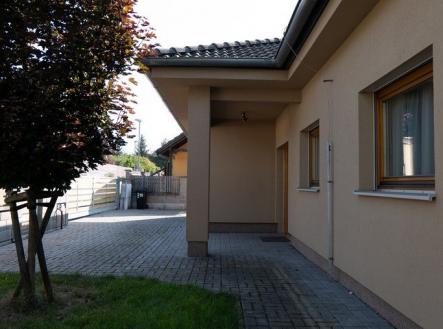 20 | Pronájem - dům/vila, 150 m²