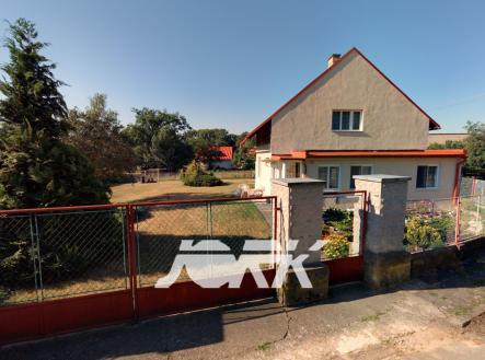 p.2 | Prodej - dům/vila, 80 m²