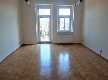 20220324_121112_resized.jpg | Pronájem - kanceláře, 137 m²