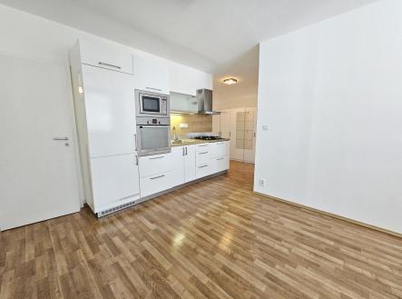 20260423_102907.jpg | Pronájem bytu, 2+kk, 44 m²