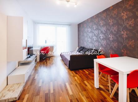 Pronájem bytu, 1+kk, 32 m²