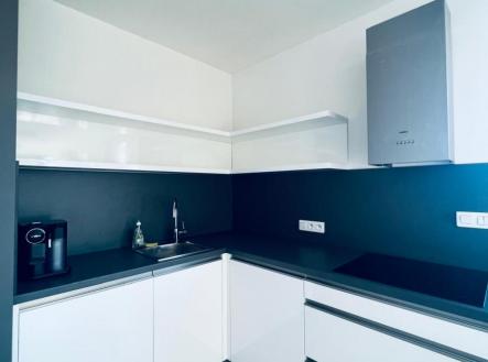 03.jpg | Pronájem bytu, 2+kk, 144 m²