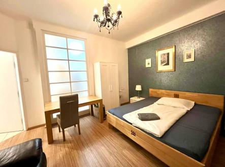 Pronájem bytu, 2+1, 75 m² obrázek