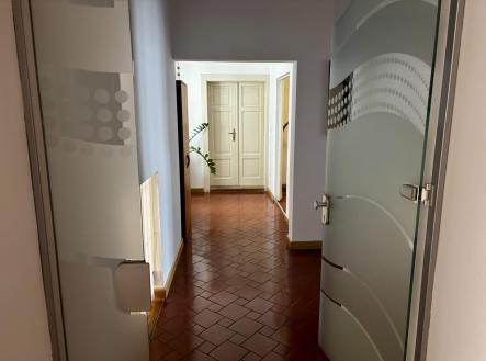 IMG_9623.jpg | Pronájem - kanceláře, 32 m²