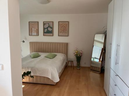Obrázek WhatsApp, 2025-06-12 v 17.20.55_cc9ee3b2.jpg | Prodej bytu, 2+kk, 70 m²