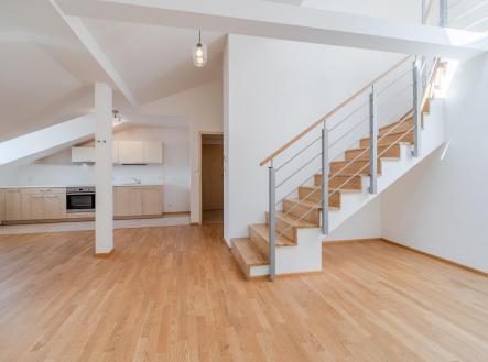 Pronájem bytu, 4+kk, 125 m²