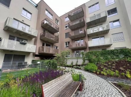 16.jpg | Pronájem bytu, 2+kk, 70 m²