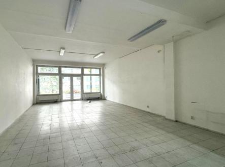VEL3.jpg | Pronájem - obchodní prostor, 74 m²