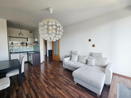 20251020_105750.jpg | Pronájem bytu, 2+kk, 70 m²