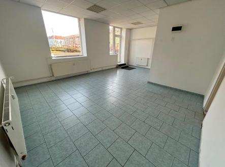 Pronájem - obchodní prostor, 41 m²