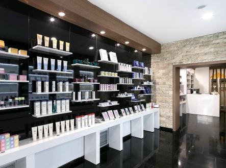 LO1.jpg | Pronájem - obchodní prostor, 220 m²