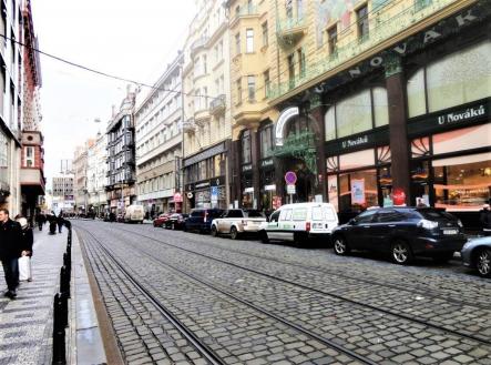 V1.jpg | Pronájem - obchodní prostor, 180 m²