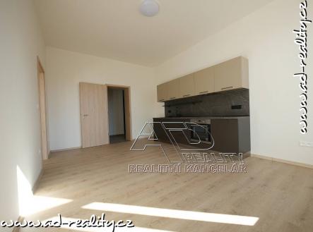 Pronájem bytu, 3+kk, 71 m² obrázek