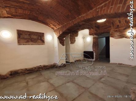 Bez popisku | Pronájem - restaurace, 155 m²